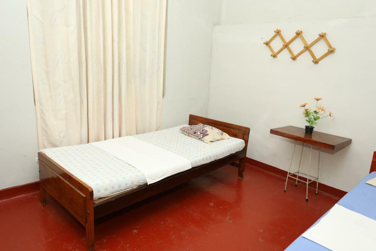 Jaffna Premier Inn Eksteriør billede