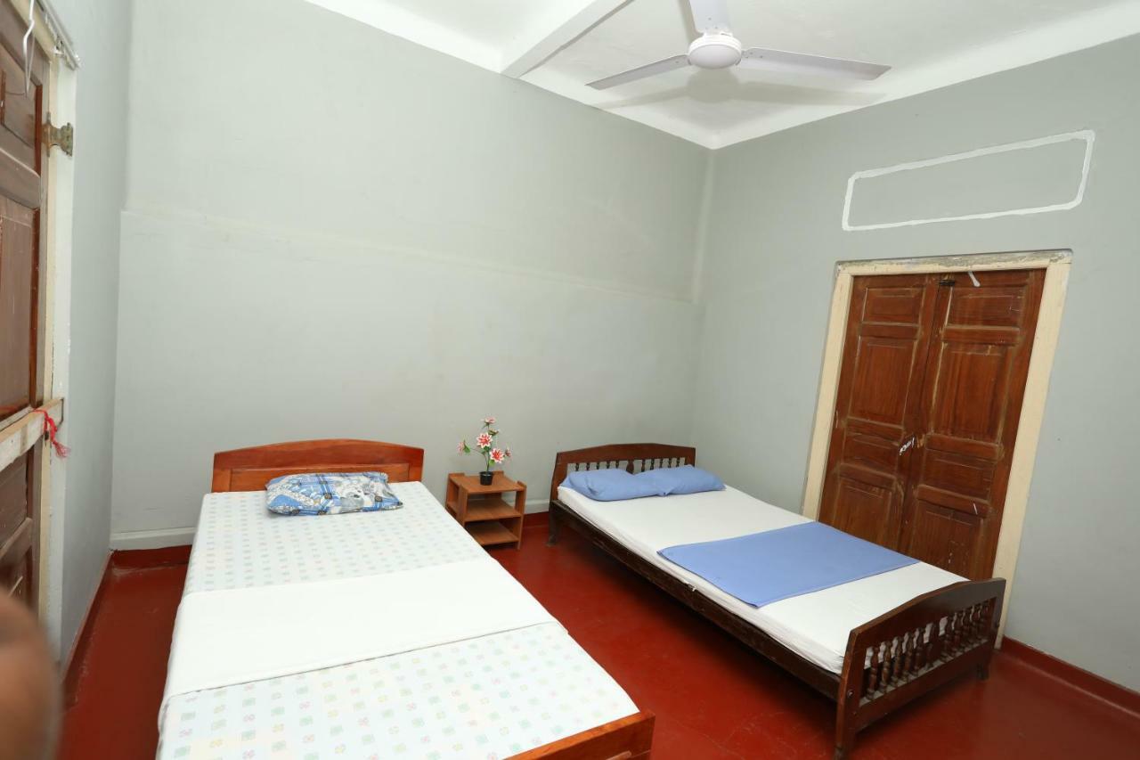 Jaffna Premier Inn Eksteriør billede